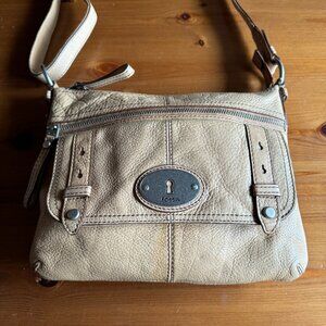 Fossil Light Tan Leather Shoulder Bag Top Zip Maddox 1 inch Adjustable Strap